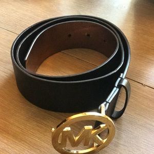 Black Michael Kors belt, leather, authentic